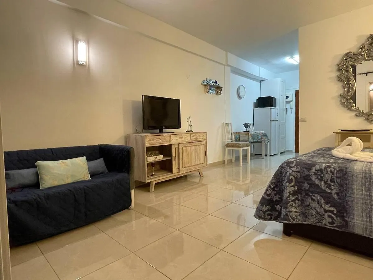 Estudio La Gavota, Vista Al Mar Los Cristianos